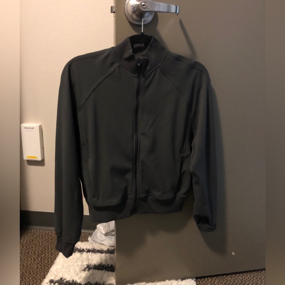 Lululemon wunder train track jacket twill